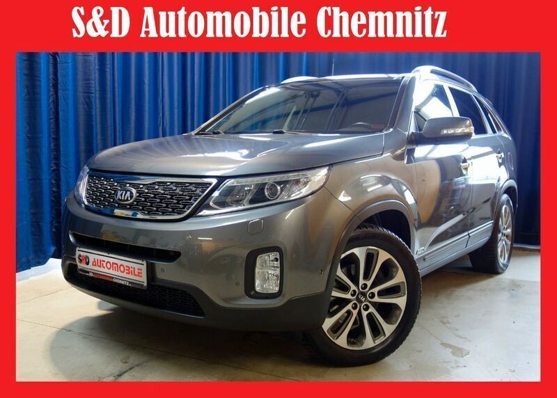 Grau Gebraucht 2014 Kia Sorento Platinum Edition SUV | 17.299 € (Fairer Preis) - Bild 1/4