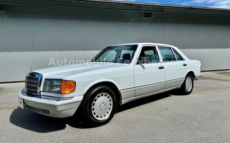 Weiß Gebraucht 1989 Mercedes 300 Limousine | 34.800 € - Bild 1/4