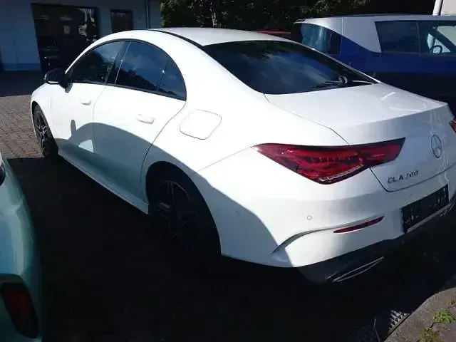 Gebraucht Mercedes CLA200 AMG line 163 PS (119 kW) 2022 Andere Coupé