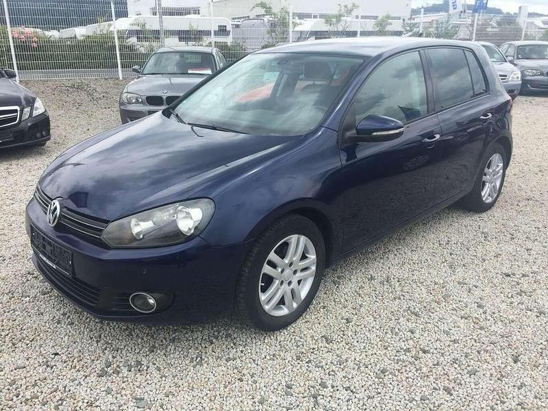 Blau (metallic) Gebraucht 2010 VW Golf VI Comfortline Limousine | 5.500 € (Fairer Preis) - Bild 1/4