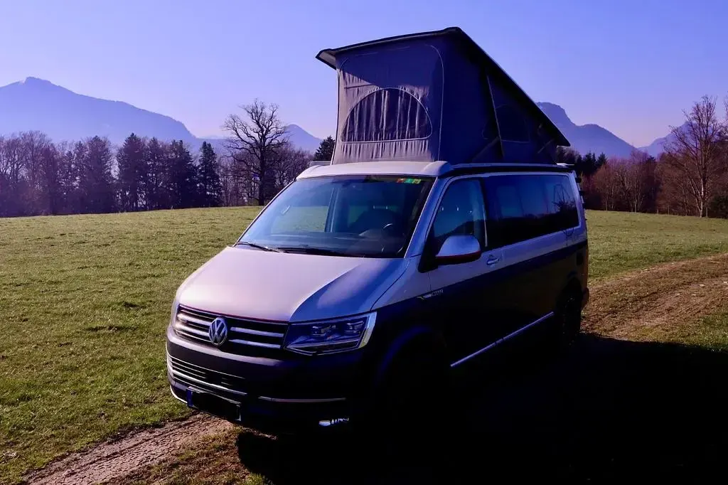 Gebraucht VW California California 199 PS (146 kW) 2019 Grau Van