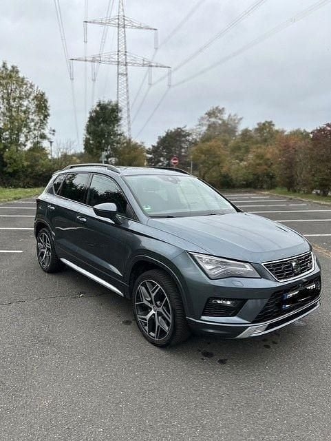 Grau Gebraucht 2021 Seat Ateca FR SUV | 21.500 € (Superpreis) - Bild 1/4
