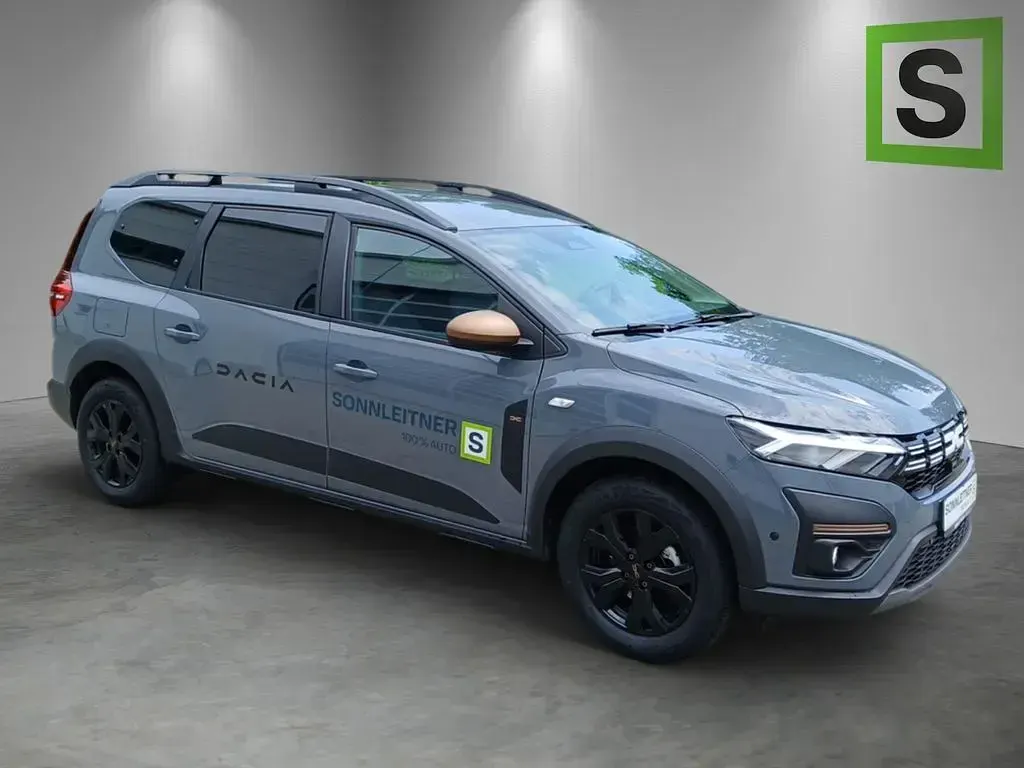 Neu Dacia Jogger Extreme 141 PS (103 kW) 2025 Grau Van / Kleinbus
