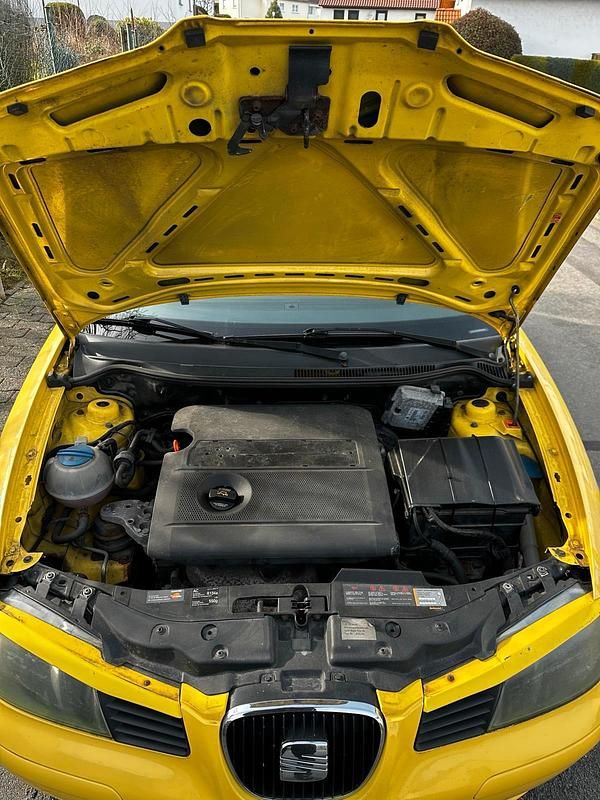 Gebraucht Seat Ibiza 75 PS (55 kW) 2005 Gelb Kleinwagen