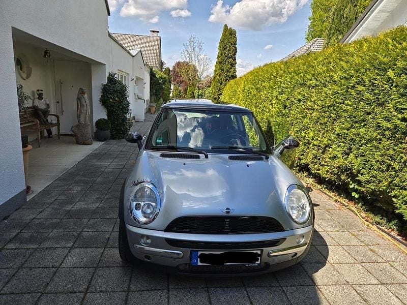 Second-hand Mini Cooper 116 CP (85 kW) 2002 Argintiu Hatchback