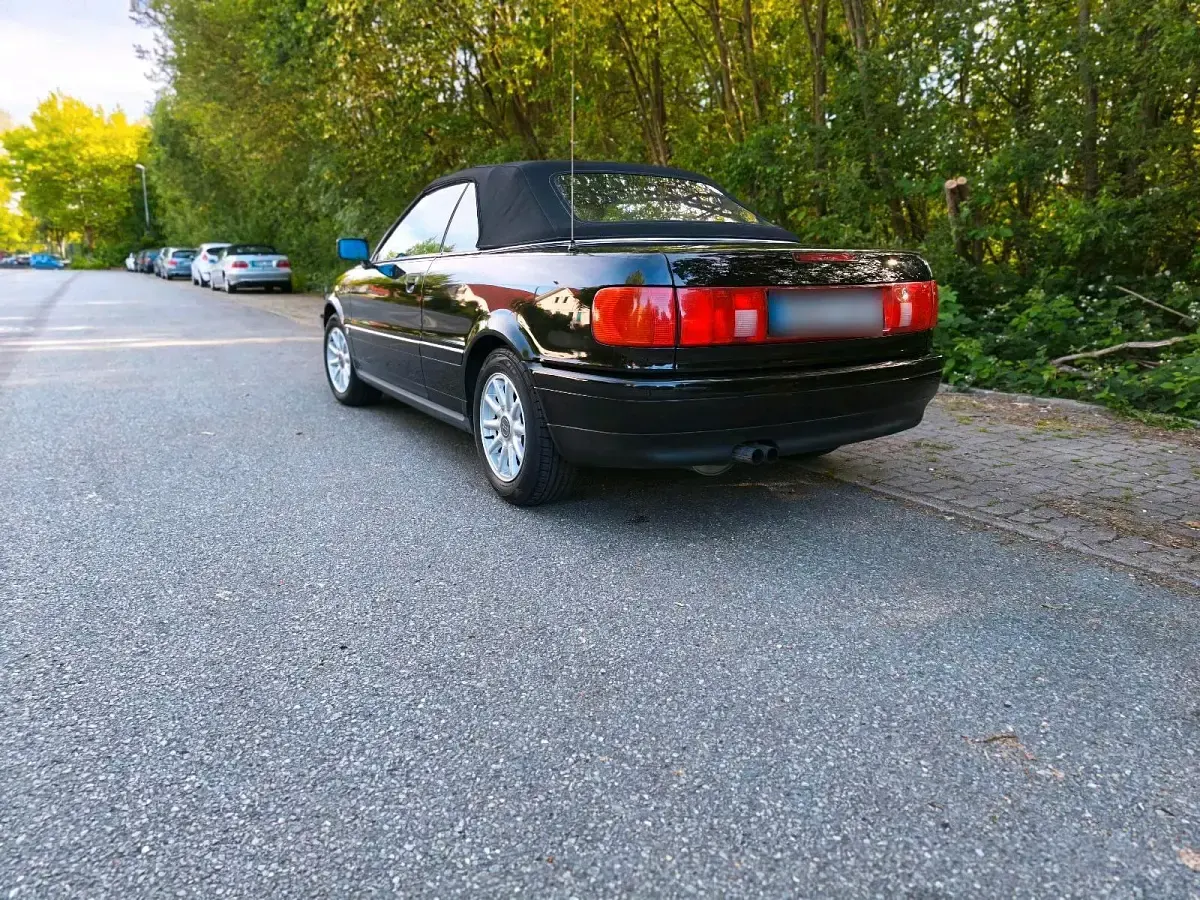 Gebraucht Audi Cabriolet 90 PS (66 kW) 1996 Schwarz Cabrio