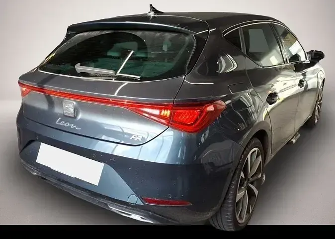 Gebraucht Seat Leon FR 150 PS (110 kW) 2021 Grau Limousine