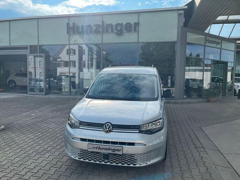Silber Gebraucht 2023 VW Caddy Maxi Life Van / Kleinbus | 36.980 € (Teuer) - Bild 1/4