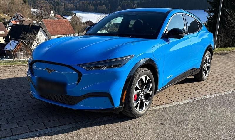 Gebraucht Ford Mustang Mach-E 197 kW (269 PS) 2022 Blau SUV