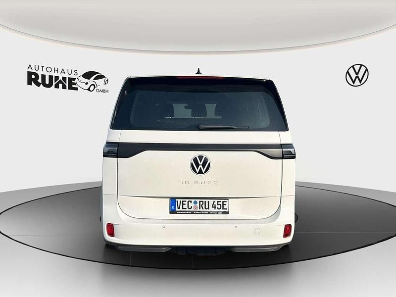 Second-hand VW ID. Buzz 150 kW (204 CP) 2024 Alb Monovolum