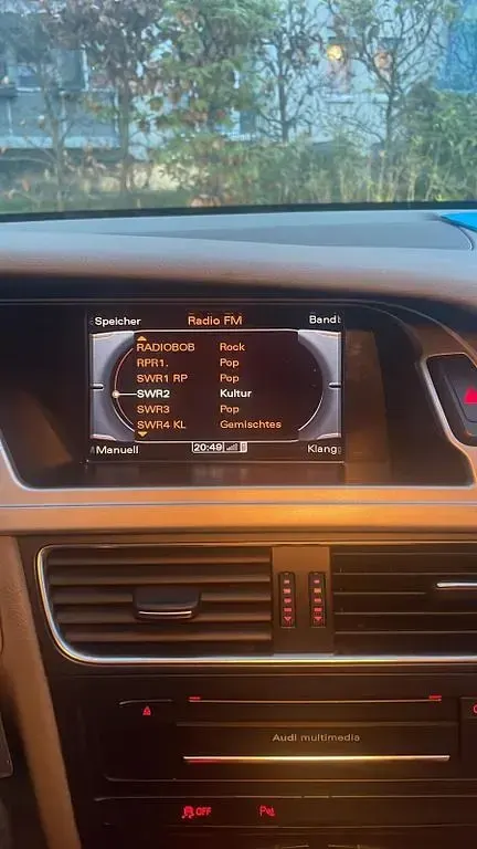 Gebraucht Audi A4 Ambiente 211 PS (155 kW) 2012 Blau Limousine