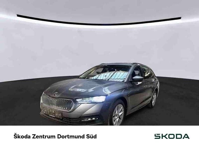 Grau Gebraucht 2023 Skoda Octavia Kombi | 23.888 € (Superpreis) - Bild 1/3