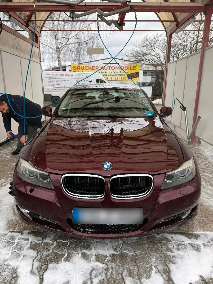 Gebraucht BMW 320 Sport Line 177 PS (130 kW) 2008 Rot Kombi