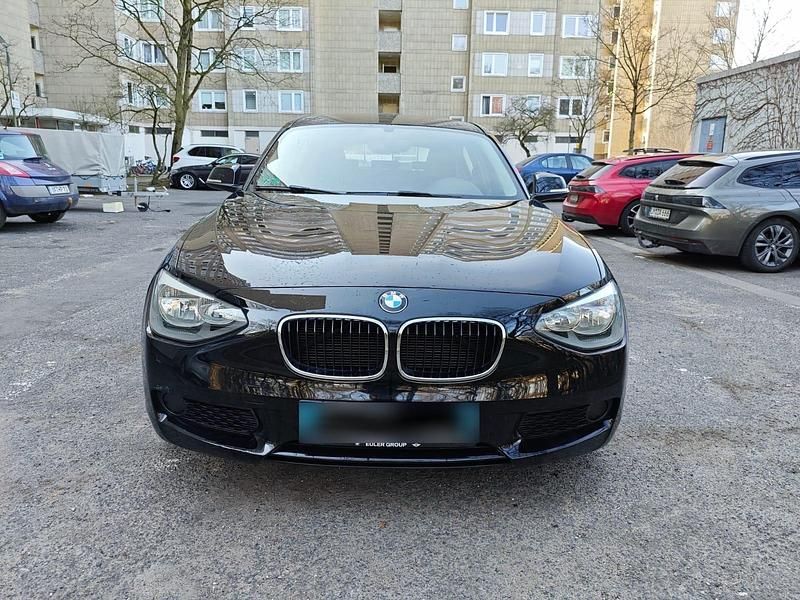 Gebraucht BMW 116 136 PS (100 kW) 2013 Schwarz Kleinwagen