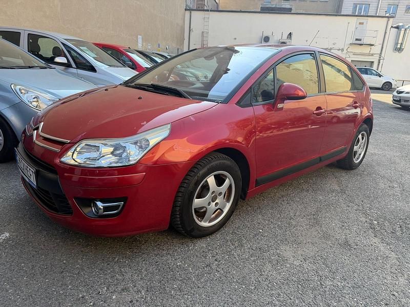 Gebraucht Citroën C4 120 PS (88 kW) 2009 Rot Limousine
