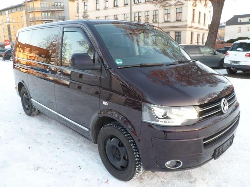 Gebraucht VW Multivan Comfortline 179 PS (131 kW) 2015 Black berry metallic Van / Kleinbus