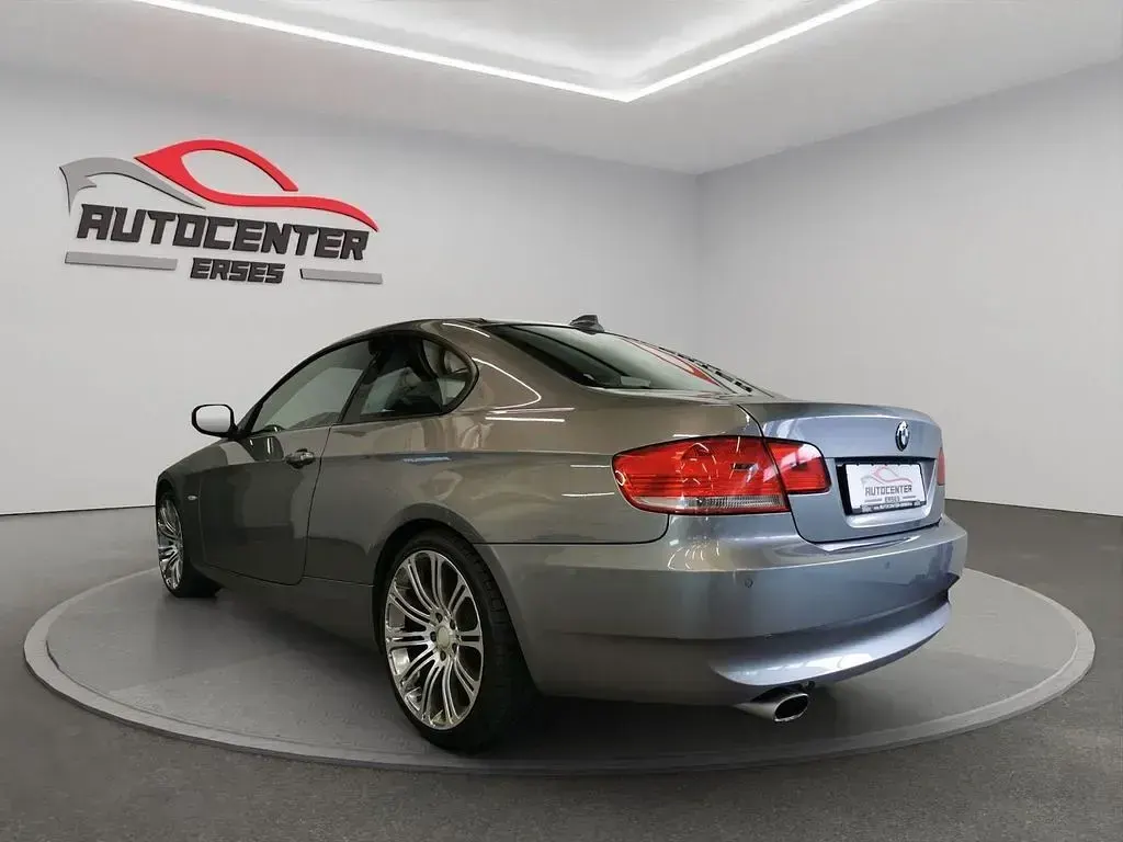 Gebraucht BMW 320 Cabriolet Sport Line 170 PS (125 kW) 2010 Grau Cabrio
