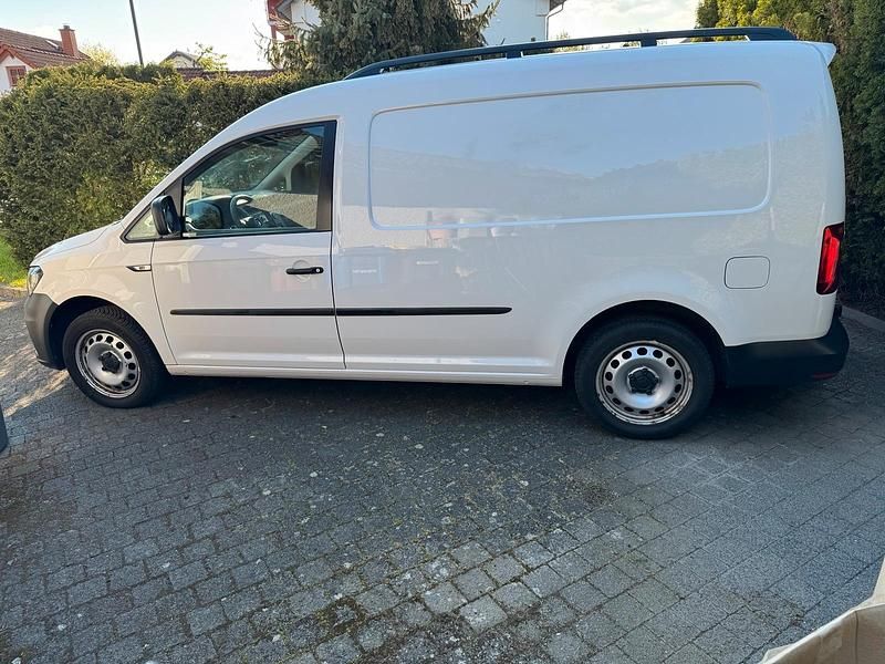 Gebraucht VW Caddy 102 PS (75 kW) 2019 Weiß Van / Kleinbus
