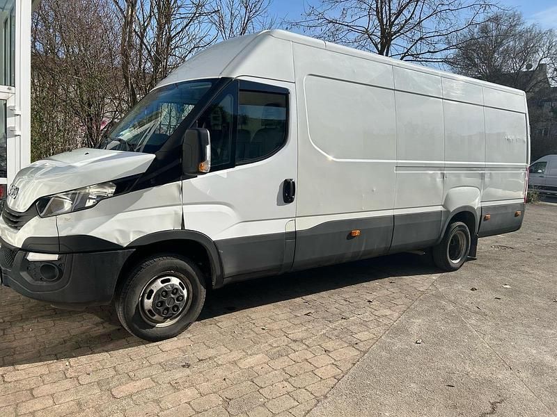 Weiß Gebraucht 2017 Iveco Daily Van / Kleinbus | 12.000 € (Superpreis) - Bild 1/4