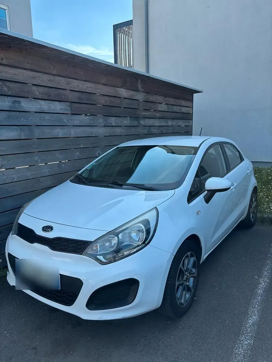 Gebraucht Kia Rio 75 PS (55 kW) 2012 Kleinwagen