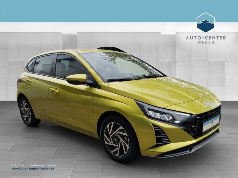 Lucid lime Gebraucht 2024 Hyundai i20 Trend Kleinwagen | 17.990 € (Superpreis) - Bild 1/4