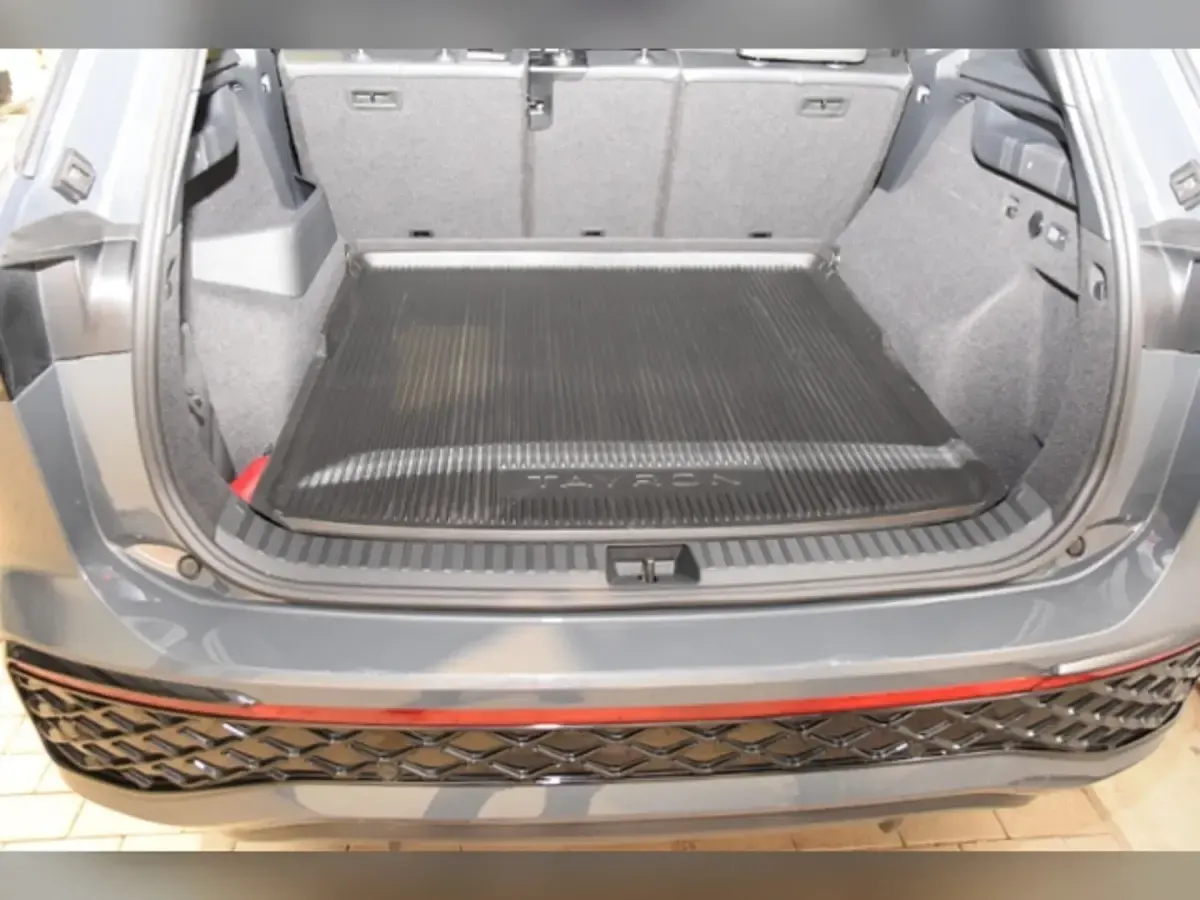 Gebraucht VW Tayron R-line 193 PS (141 kW) 2025 Delfingrau metallic SUV