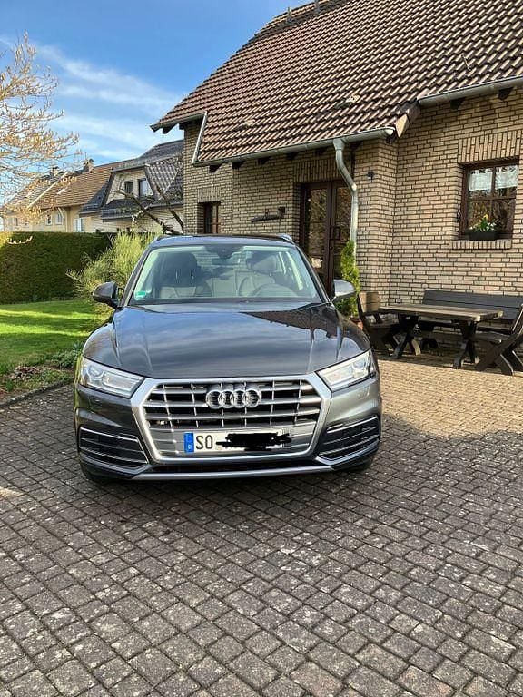 Gebraucht Audi Q5 150 PS (110 kW) 2018 Grau SUV
