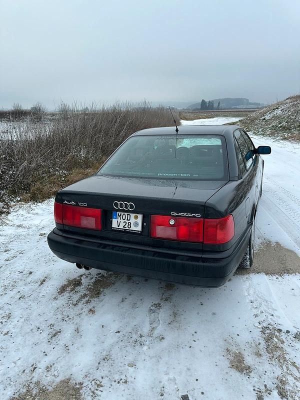 Gebraucht Audi 100 174 PS (127 kW) 1992 Grau Limousine