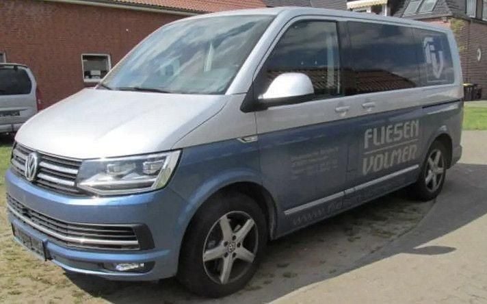 Silber Gebraucht 2015 VW T6 Generation Six Van | 31.999 € (Superpreis) - Bild 1/4
