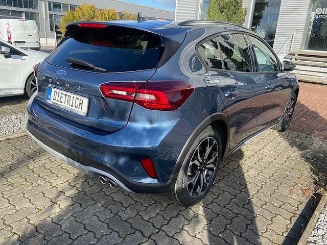 Gebraucht Ford Focus Active X 155 PS (114 kW) 2024 Chrome blue Limousine