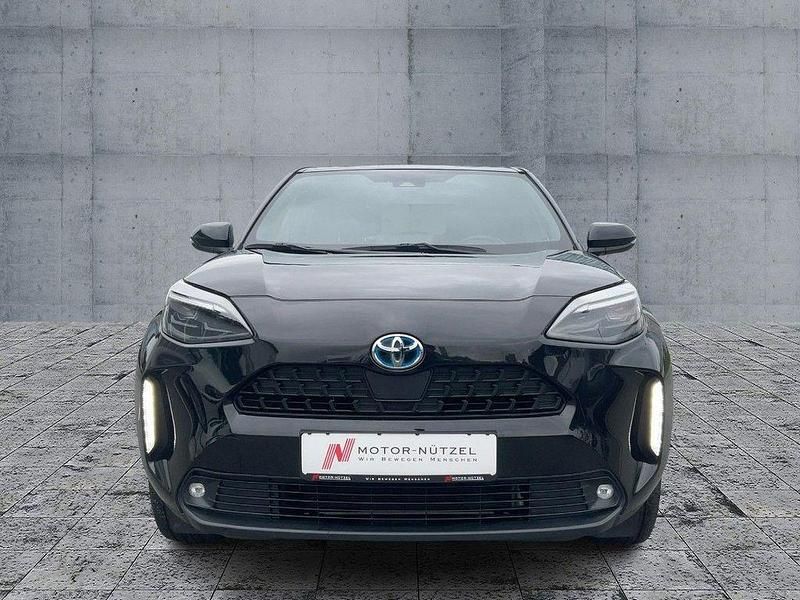 Gebraucht Toyota Yaris Cross Team 116 PS (85 kW) 2023 Schwarz SUV
