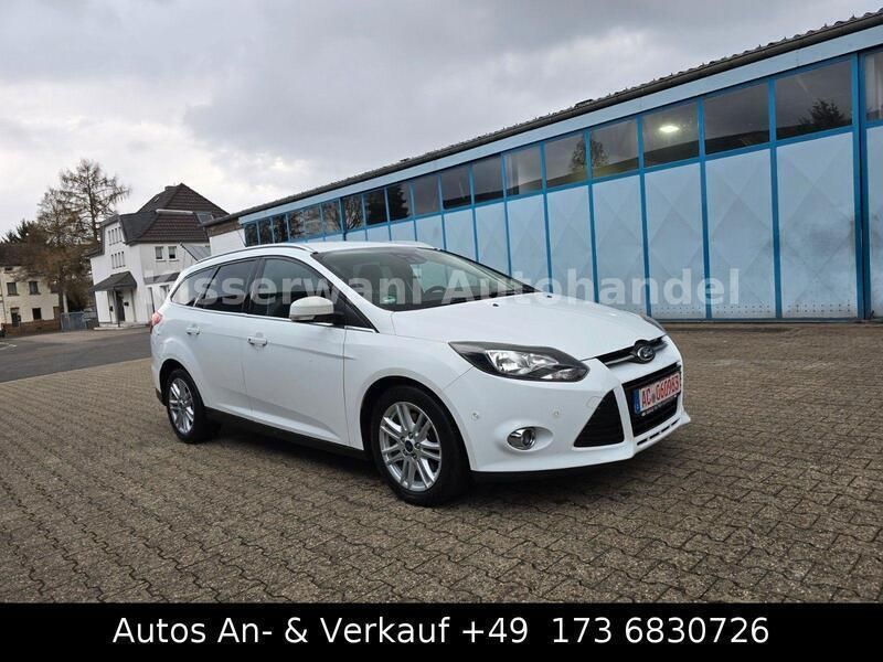 Gebraucht Ford Focus Titanium 182 PS (133 kW) 2014 Weiß Kombi