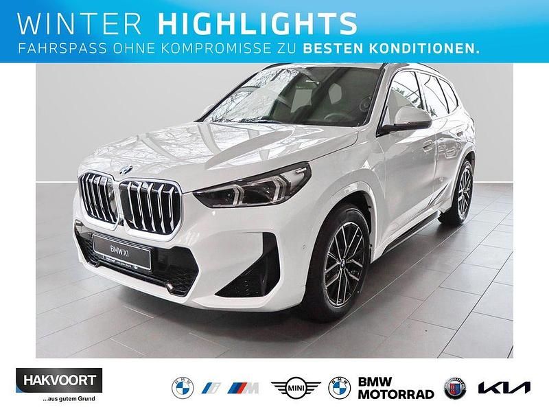 Alpinweiss iii Neu 2025 BMW X1 M Sport SUV | 48.990 € (Fairer Preis) - Bild 1/4