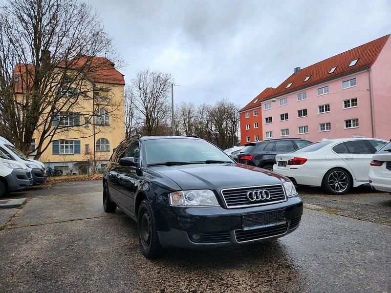 Gebraucht Audi A6 163 PS (119 kW) 2002 Brillantschwarz Kombi