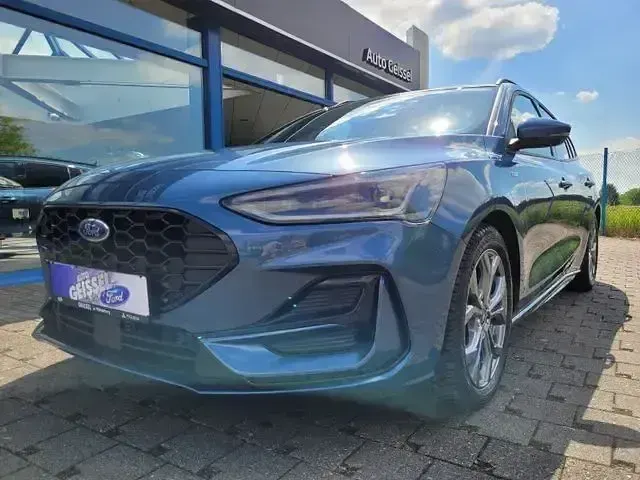Gebraucht Ford Focus ST-Line 155 PS (114 kW) 2024 Chromablau metallic (metallic) Kombi