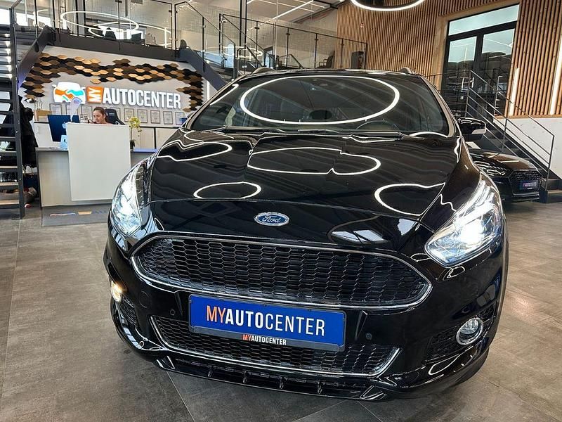Gebraucht Ford S-MAX ST-Line 150 PS (110 kW) 2019 Schwarz Van / Kleinbus