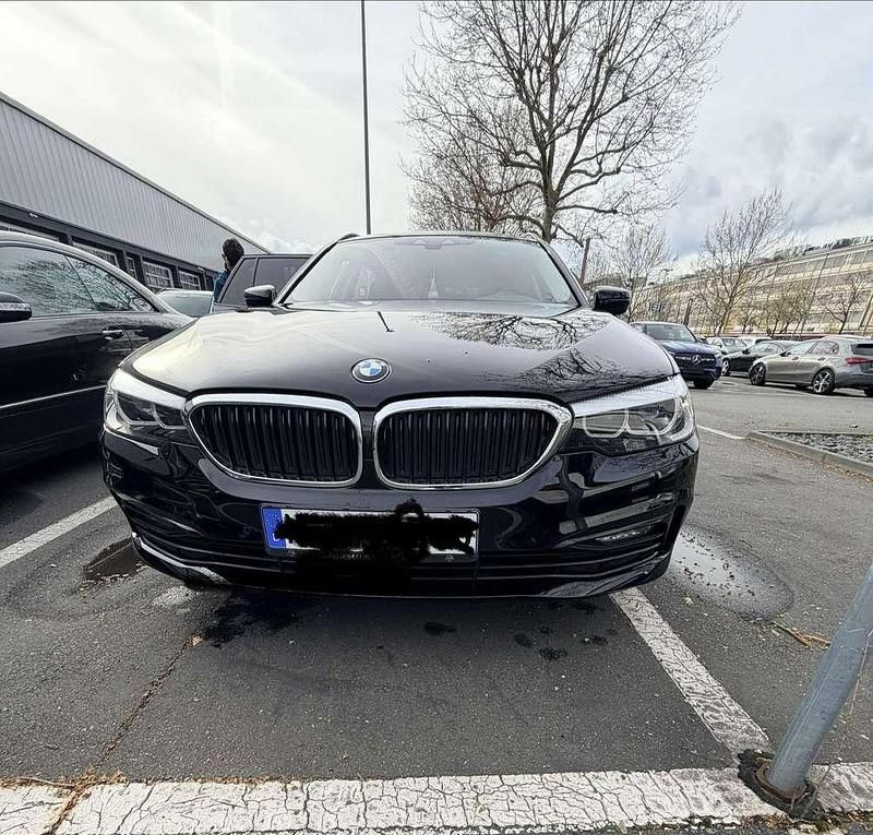 Gebraucht BMW 530 Sport Line 265 PS (194 kW) 2017 Kombi