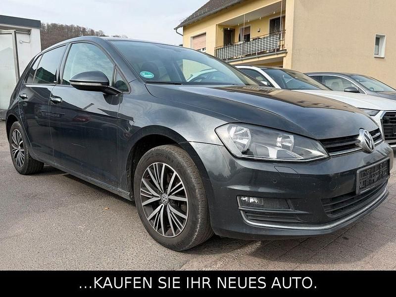 Gebraucht VW Golf VII Allstar 110 PS (80 kW) 2016 Grau Limousine