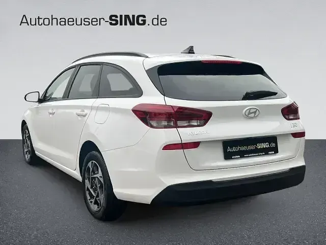 Gebraucht Hyundai i30 160 PS (117 kW) 2024 Weiss Kombi