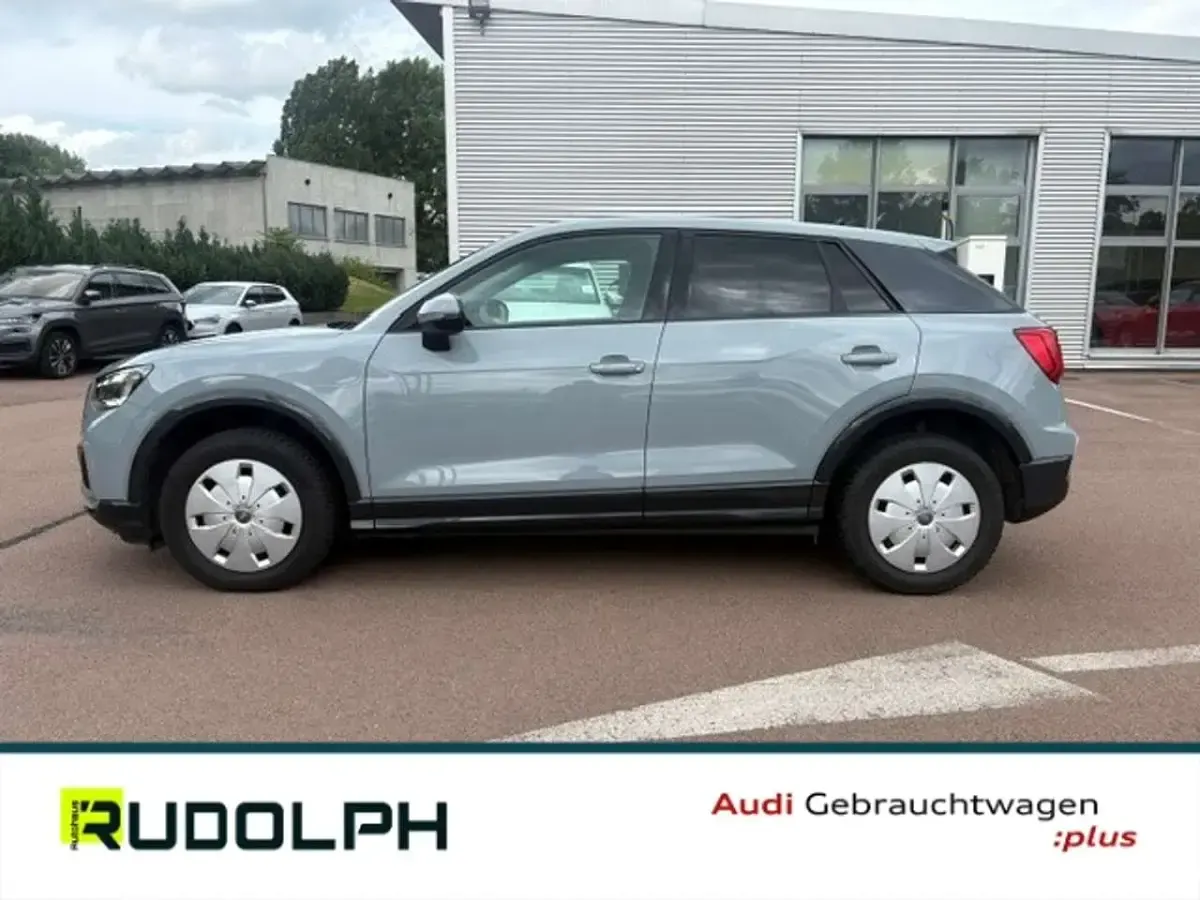 Gebraucht Audi Q2 Advanced 150 PS (110 kW) 2021 Pfeilgrau perleffekt SUV