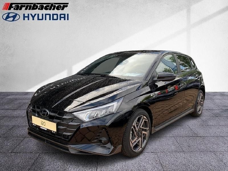 Phantom black / met Gebraucht 2024 Hyundai i20 N Line Limousine | 23.490 € (Teuer) - Bild 1/4