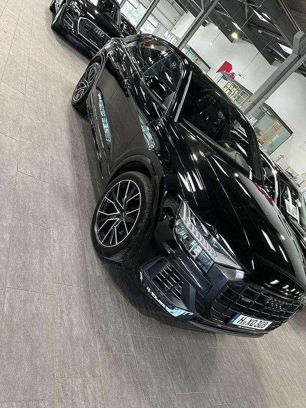 Schwarz Gebraucht 2023 Audi Q8 S-Line SUV | 77.000 € (Fairer Preis) - Bild 1/4