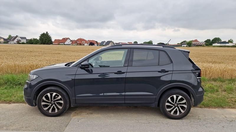 Grau Gebraucht 2021 VW T-Cross Active SUV | 17.900 € (Superpreis) - Bild 1/4