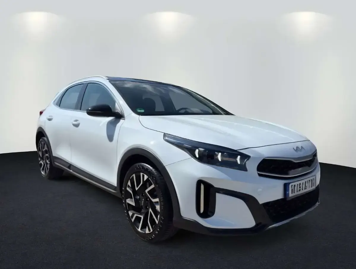 Neu Kia XCeed Vision 120 PS (88 kW) 2025 Weiß SUV