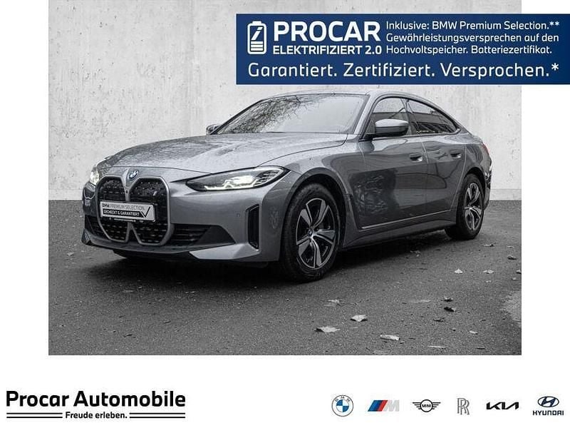 Grau Gebraucht 2023 BMW i4 Sport Line Limousine | 36.590 € (Guter Preis) - Bild 1/3