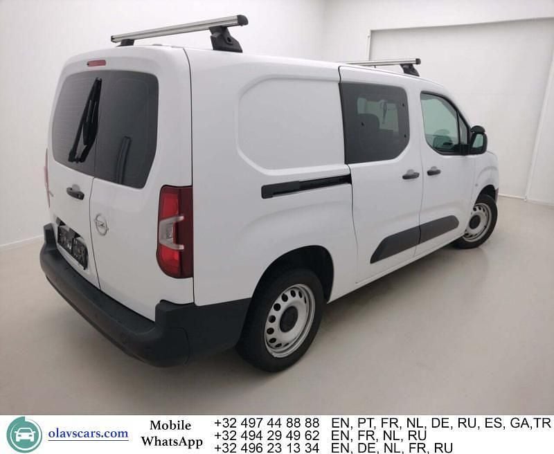Gebraucht Opel Combo 131 PS (96 kW) 2023 Weiß Van / Kleinbus