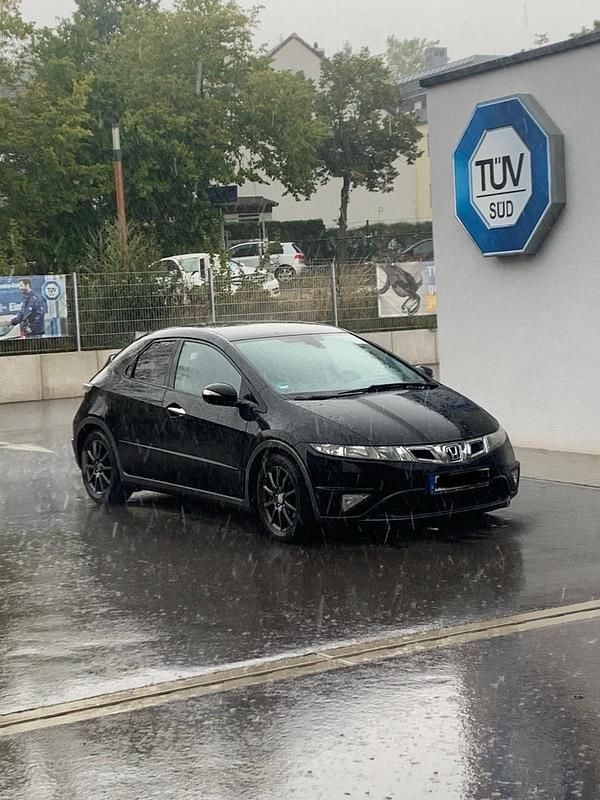 Schwarz Gebraucht 2009 Honda Civic Limousine | 2.199 € (Fairer Preis) - Bild 1/4