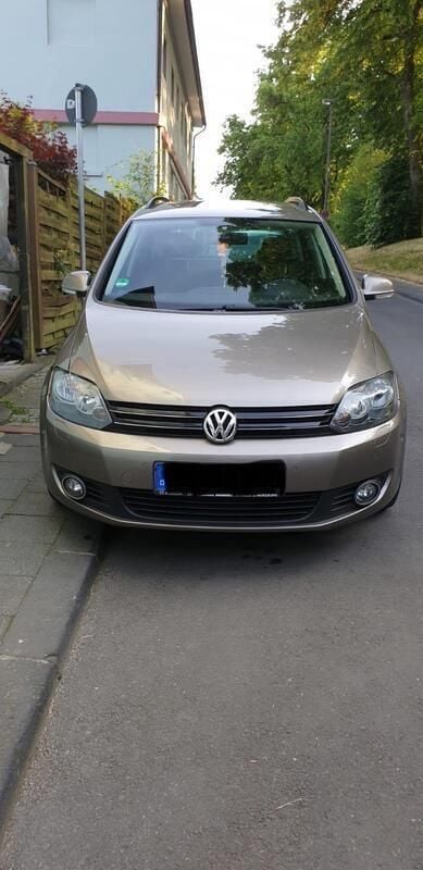 Grau Gebraucht 2010 VW Golf Plus Cross Van / Kleinbus | 4.000 € (Teuer) - Bild 1/4