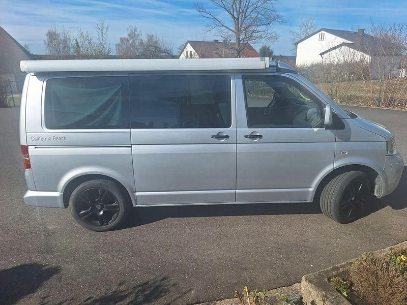 Gebraucht VW California Beach 131 PS (96 kW) 2009 Silber Van