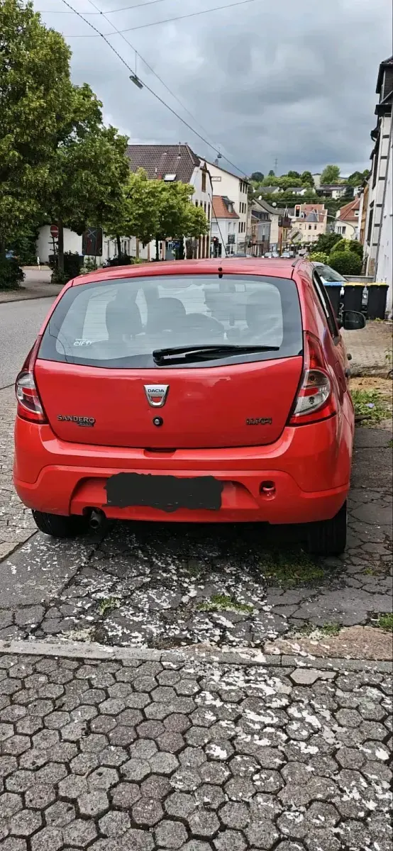 Gebraucht Dacia Sandero 75 PS (55 kW) 2009 Rot Kleinwagen